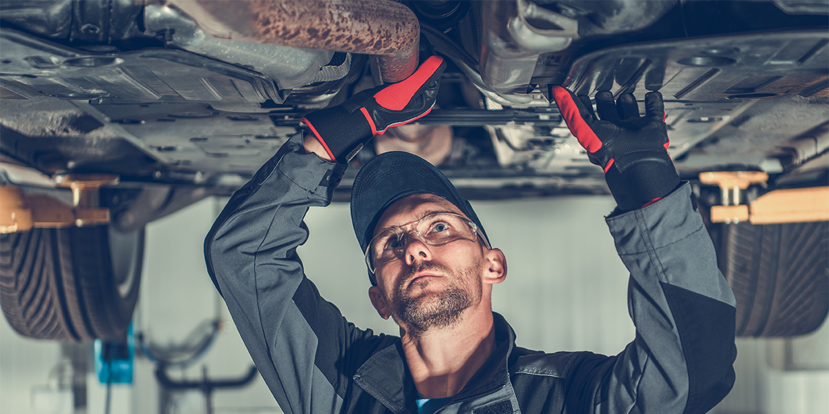 Bender’s Automotive diesel mechanic near Cypress Canyon, Thousand Oaks CA providing diesel auto repair. 