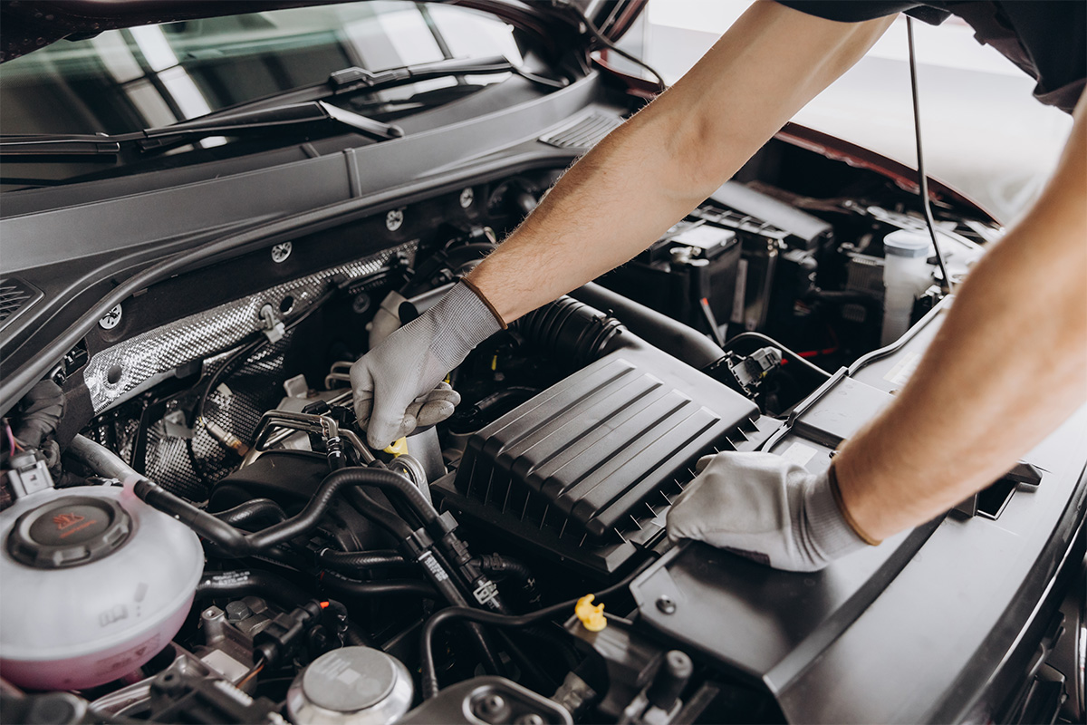 Mechanic evaluating a vehicle under the hood during Shadow Run, Thousand Oaks same day vehicle repair services.